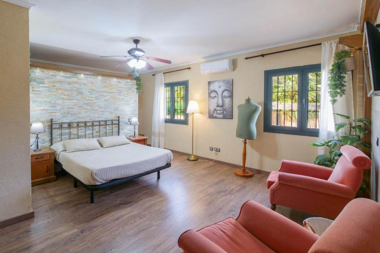 Melongos Villa